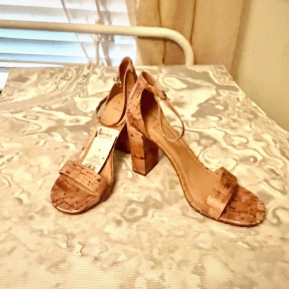 A New Day High Square heel Buckley ankle strap sandals size 9